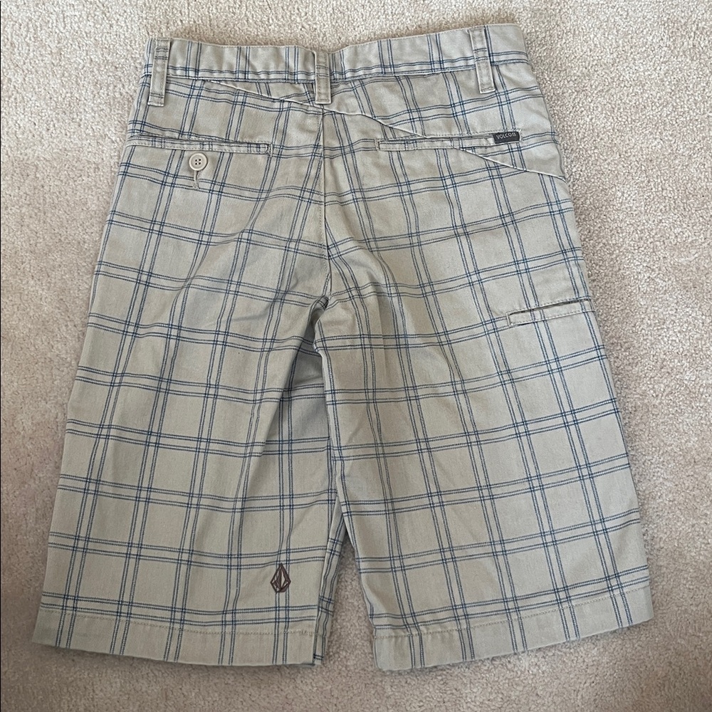 Volcom boy shorts - Picture 3 of 7